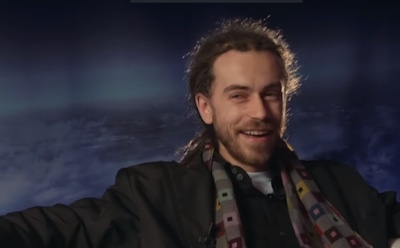 Вышел трейлер фильма «С закрытыми окнами» о Децле