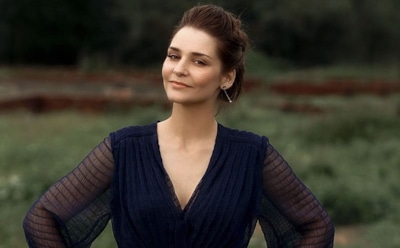 Глафира Тарханова восхитила образом с необычным бьюти-трендом