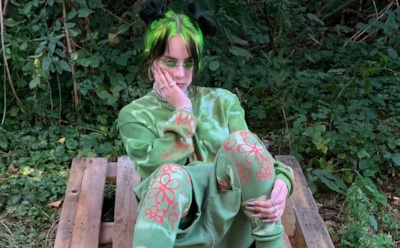 Билли Айлиш отметила 40 миллионов подписчиков яркой фотосессией