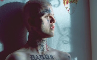 Мама Lil Peep обвиняет его менеджеров в смерти сына