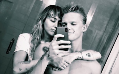 Майли Сайрус после развода показала нового бойфренда