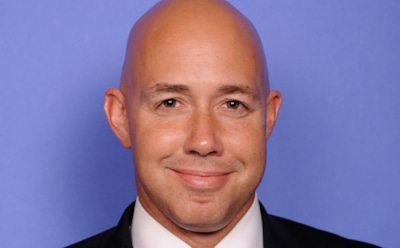 Американский конгрессмен поздравил ВМС США фотографией русского корабля