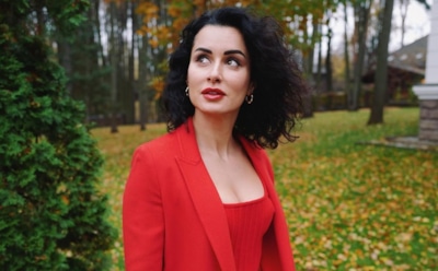 Тина Канделаки показала, как делает макияж