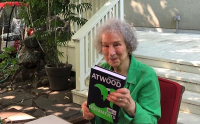 Маргарет Этвуд и Бернардин Эваристо получили Букеровскую премию