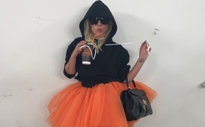 Леди Гага показала фотошутку, как уснула в джакузи