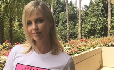 Шарлиз Терон воспитывает двоих детей без няни