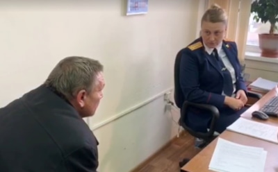 СК показал допрос подозреваемых в гибели 15 человек на красноярской дамбе