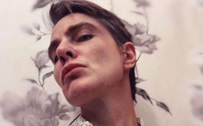 Экстрасенс Джулия Ванг доказала снимком, что является мужчиной