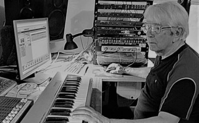 Умер автор «Голубого огонька» Константин Титар