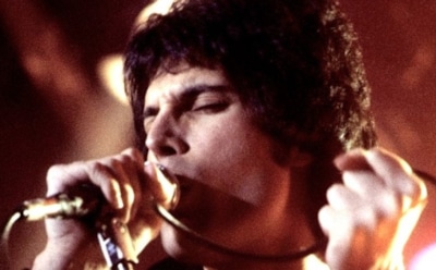 Пять тысяч фанатов Queen спели Bohemian Rhapsody