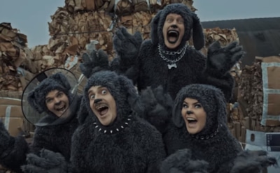 В новом клипе Little Big перевоплотились в бездомных собак, пугающих Ким Кардашян