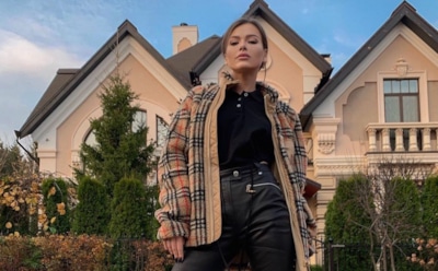 Елена Темникова выпустила футуристичный клип на трек «Жара»