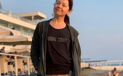 Корсет и кожаная юбка: актриса Валентина Рубцова кардинально сменила имидж ради съемок