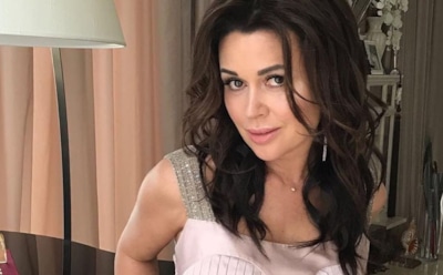 Семья рассказала о письмах со словами поддержки для Заворотнюк