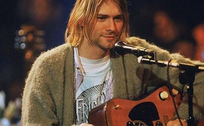 Кардиган Курта Кобейна продали за $334 000