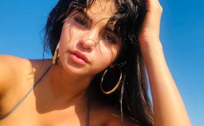 Папарацци заметили Селену Гомес за ужином с бывшим бойфрендом