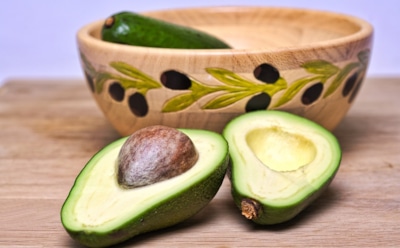 Почему авокадо стало таким популярным?