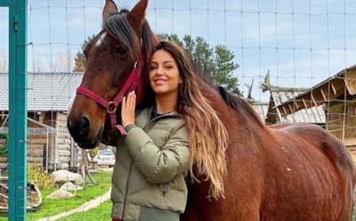 Воеводина впервые показала лицо сына от экс-короля Малайзии