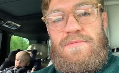 Суд оштрафовал Макгрегора за избиение 50-летнего посетителя бара