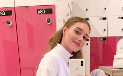 Асмус отказалась от компенсации за свое фото на надгробии