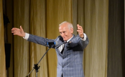 Василий Лановой рассказал о самочувствии после вызова скорой в театр