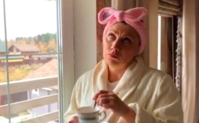 Сябитова объяснила, как надо жить с ревнивым мужчиной