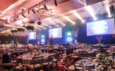 СМИ узнали гонорары российских артистов за новогодние корпоративы