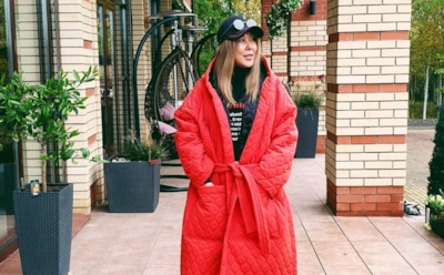 Анита Цой похвасталась подарком от тайного поклонника