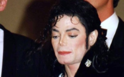 Носки Майкла Джексона для «лунной походки» продаются за $100 тысяч