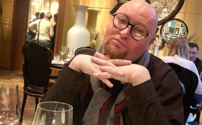 Широков показал архивный снимок певца Шуры 20-летней давности