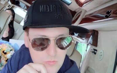 Витас спел песню о шаурме