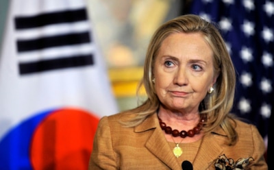 «Хочу ее обнять»: Клинтон вновь заступилась за затравленную Маркл