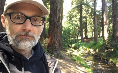 Моби отпраздновал 32-летие веганства новой татуировкой