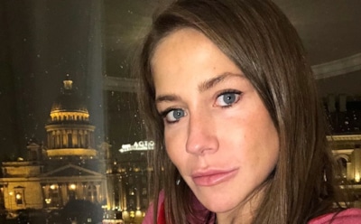 Юлия Барановская вышла в свет с сыном Арсением