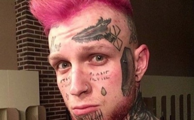 Сына Елены Яковлевой избили за сведение татуировок