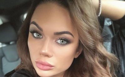 «Гоп-стайл»: Яна Кошкина примерила необычный образ