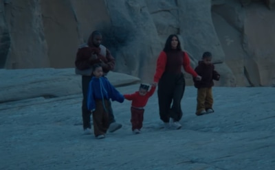 Канье Уэст выпустил клип на песню Closed On Sunday