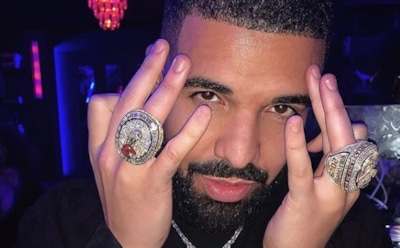 Дрейк стал самым популярным артистом десятилетия по версии Spotify