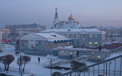 Пьяные гости кафе в Чите перевернули служебное авто Росгвардии