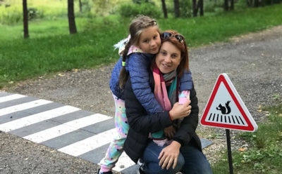 40-летняя фигуристка Слуцкая тайно родила дочь