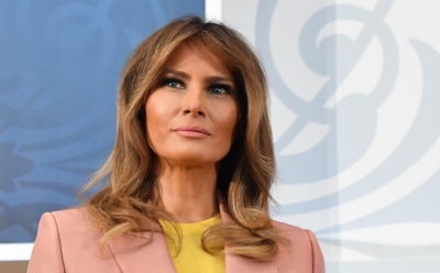 Американцы сравнили Меланию Трамп в новом образе с леденцом