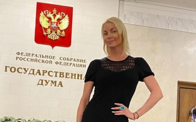 «Еще бы в шортах»: Волочкову осудили за наряд для Госдумы