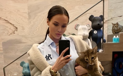 Решетова удивила растяжкой через 2 месяца после родов