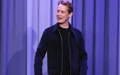 Видео дня: Маколей Калкин смастерил ловушку в стиле фильма «Один дома»