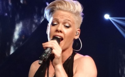 Певица Пинк признана артистом года по версии Pollstar