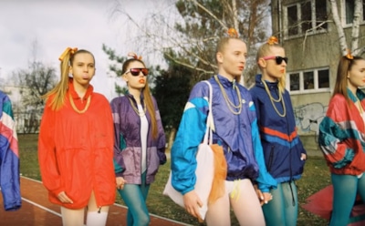 Стиль из 90-х вошел в число трендов на 2020 год