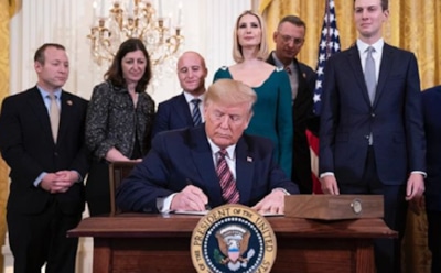 Палата представителей США проголосовала за импичмент Трампа