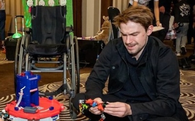 Петров показал детское фото и рассказал о несбывшейся мечте