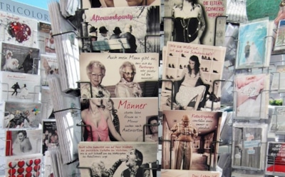 В Лондоне ребенок нашел в открытке «сигнал SOS» от китайских зэков