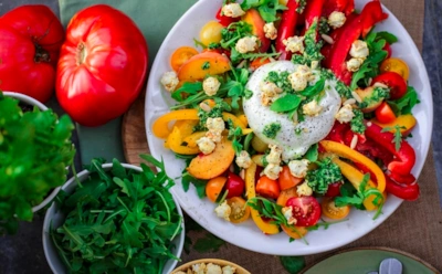 Пять лучших салатов на Новый год 2020